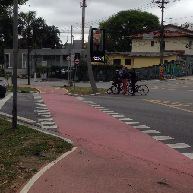 Cycle path in São Paulo, Pinheiros 2